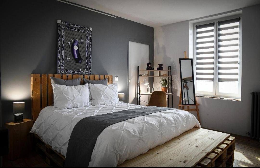 La Maison Fleur De Frangipanier Saint-Genix-sur-Guiers Cameră foto